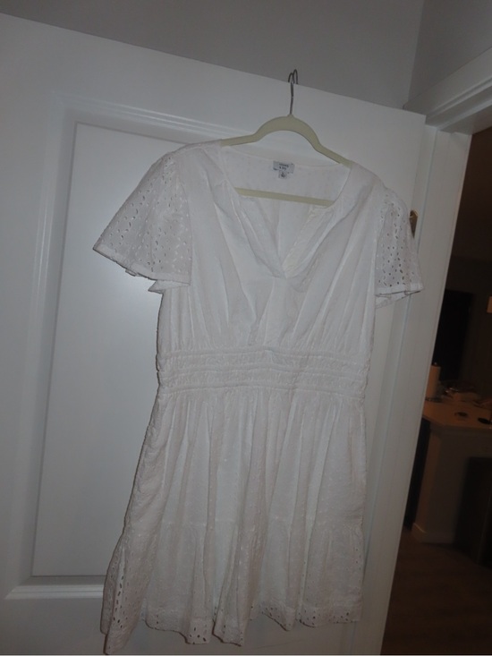 crown & ivy Dresses & Skirts - crown & ivy White Eyelet Mini Dress